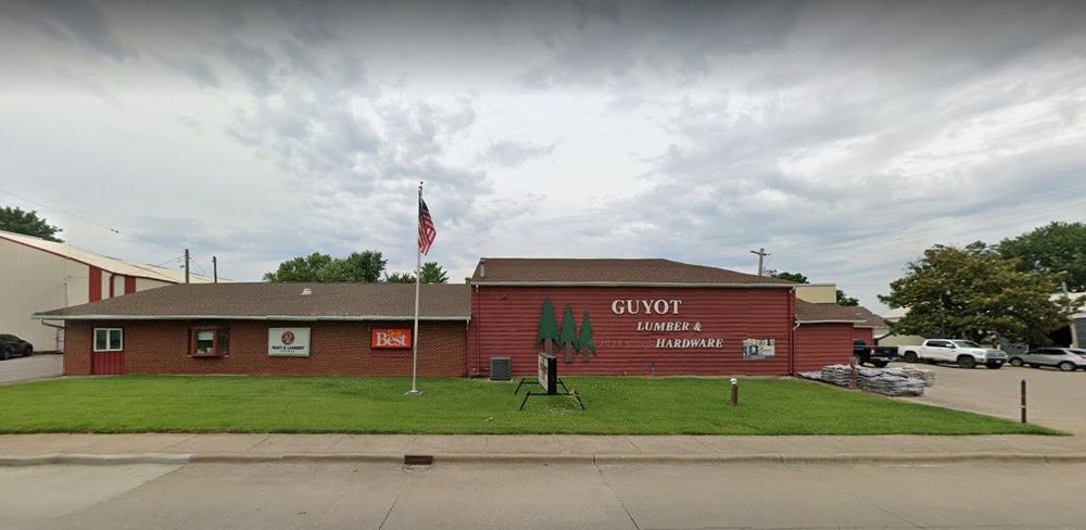 Guyot Lumber storefront in Perryville, MO